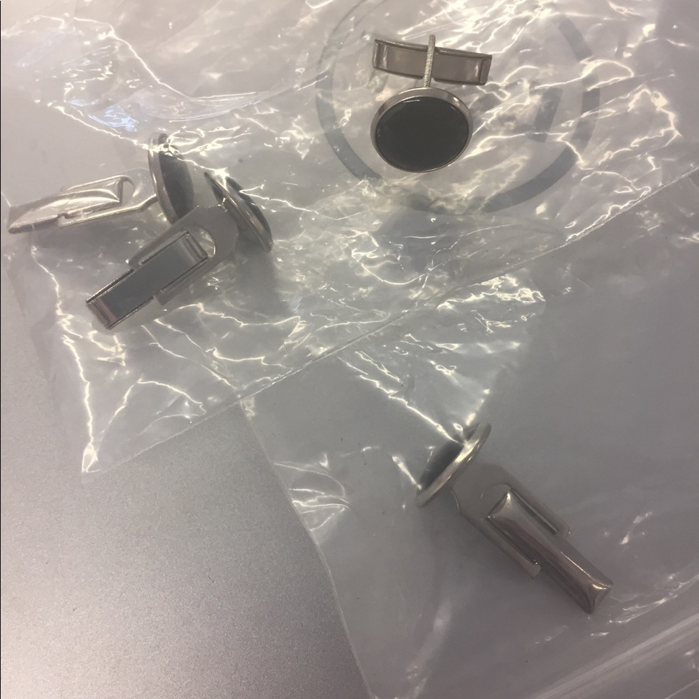 Cufflinks